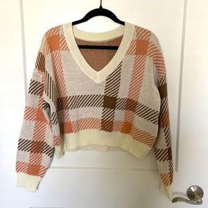 Cropped V-neck Sweater
